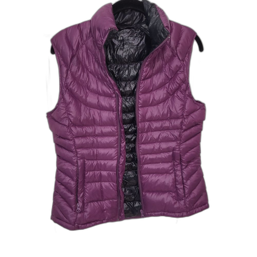 Bernardo Goose Down Women's Plum Quilted Vest- Small